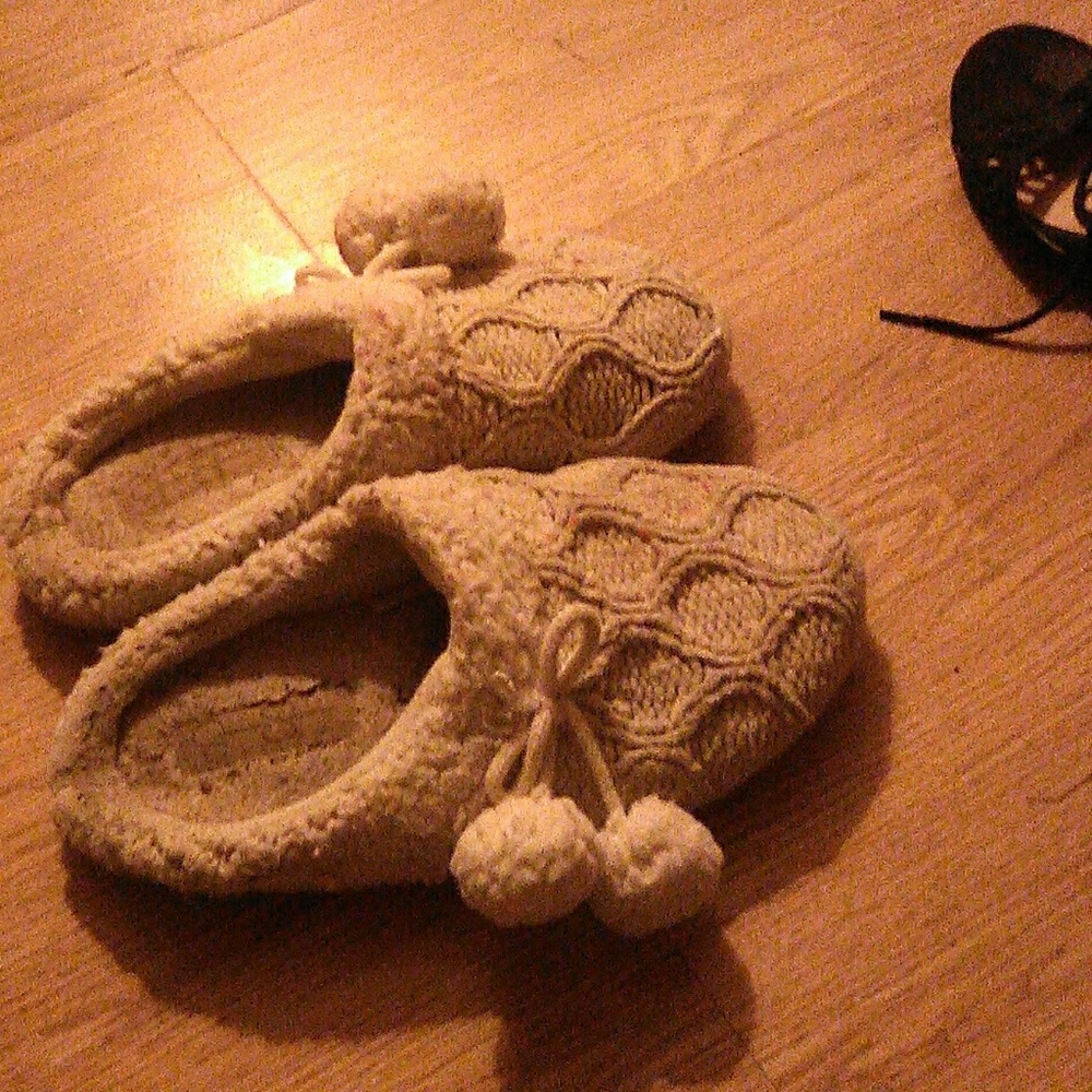 Slipers - Picture 1 of 1